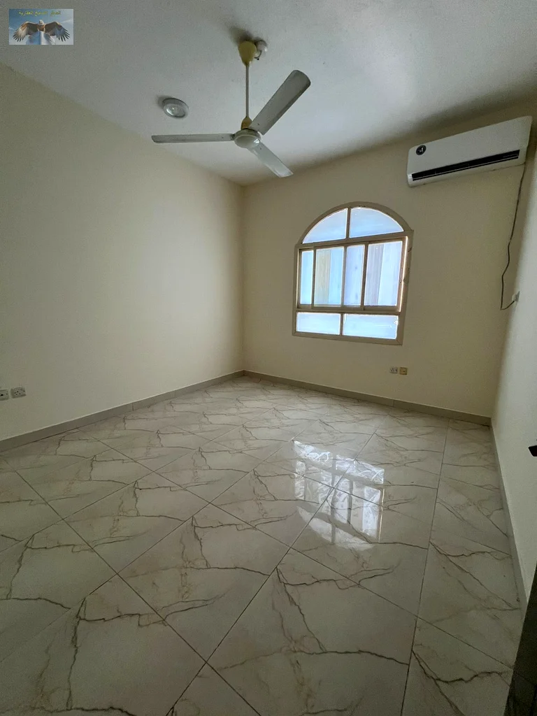 A distinctive apartment for rent in Al Rashidiya 3, a vital location ideal for families, close to services and main roads, at an attractive price and63721700964611111