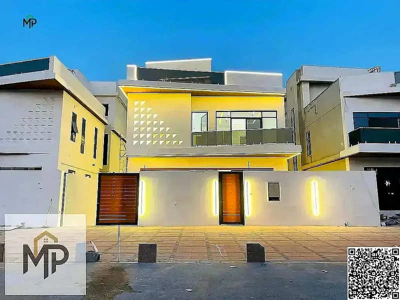 فرصة ذهبية بتشطيبات مميزة وتصميم ممتاز في منطقة الهيليو 2 مقابل مجتمع أزها، وبسعر يشمل التسجيل63896286362498110