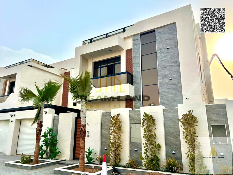 A distinctive modern design villa, two floors and a roof, including electricity, water and air conditioning, in a prime location with a swimming pool63895418783619112