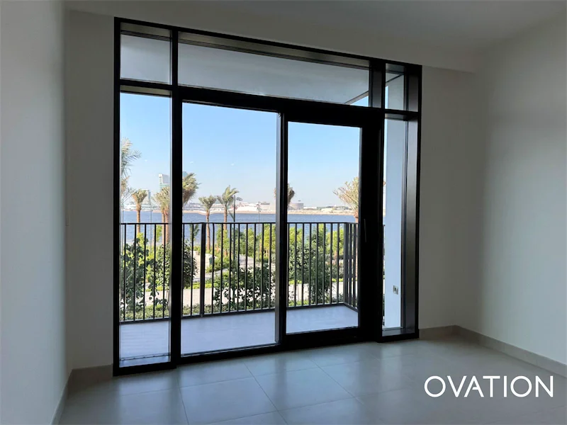 Elegant 2BR | Spectacular Creek Views | Vacant & Ready64026368499841111