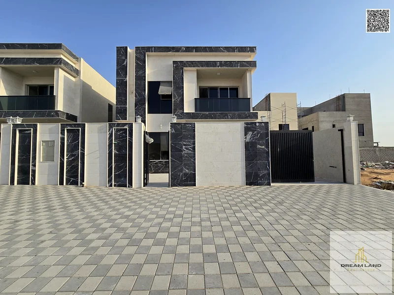 For sale, a villa, including registration fees, in an excellent location, freehold for all nationalities.63895009147137110