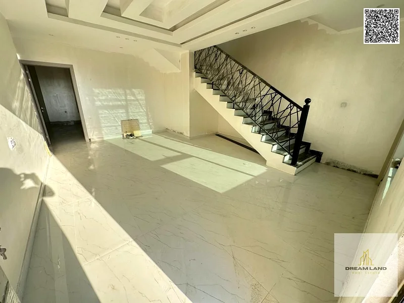For sale, a villa, including registration fees, in an excellent location, freehold for all nationalities.63895009147137112