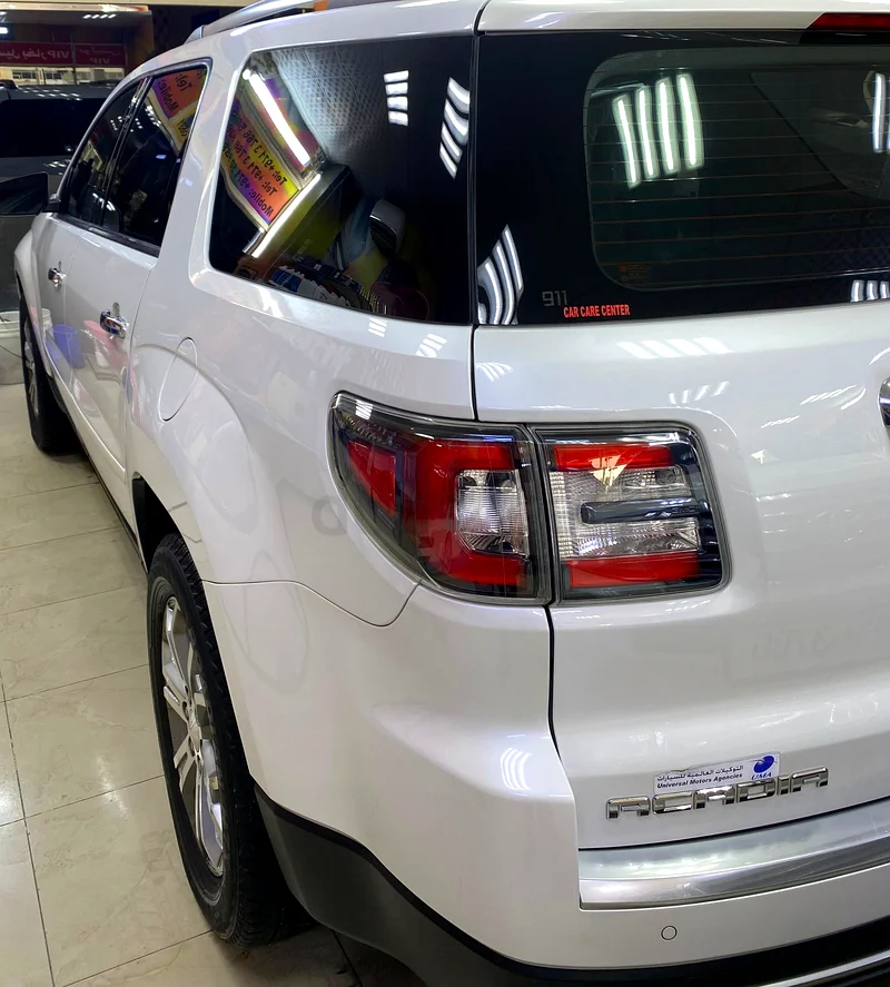 Mint Condition GMC ACADIA, Single Owner63479514772355112