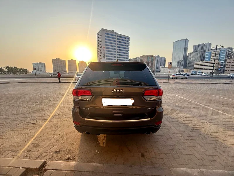 جيب جراند تشيروكي ليميتد 4x4 طراز 2020 لدول مجلس التعاون الخليجي
تم الشراء في 2021. سيارة أصلية من الفطيم.63612071115009114