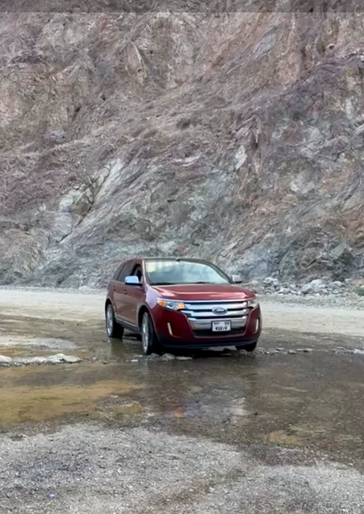 Ford Edge63488745546369112