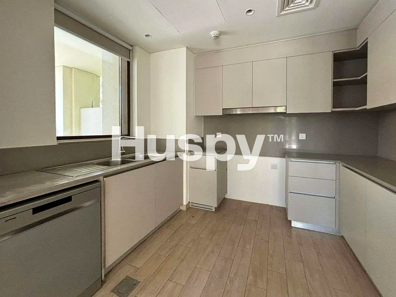 Corner Unit | Lagoon View | Vacant64024295248643114