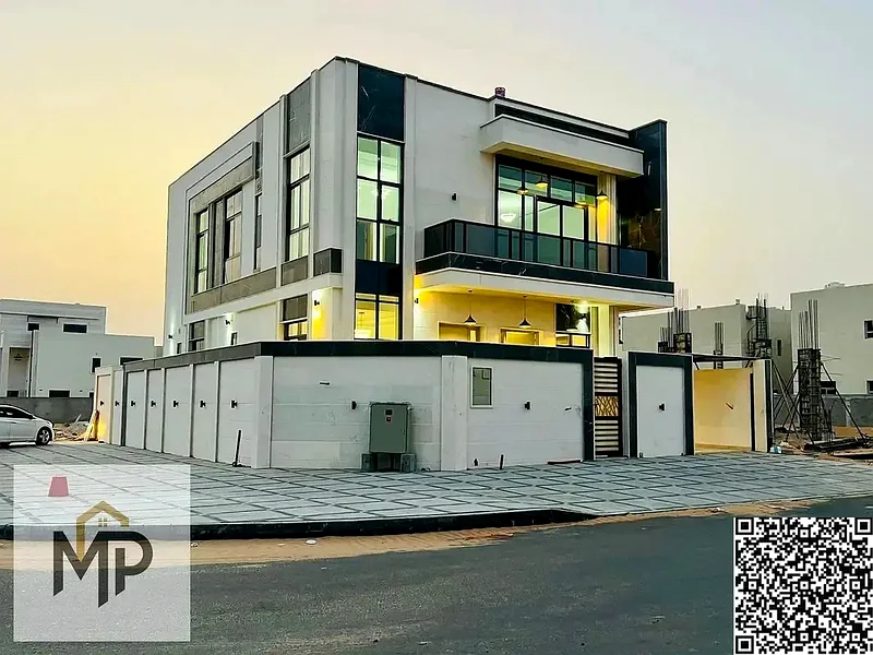 فرصة ذهبية لامتلاك الفيلا التي تحلم بها في الحيلو 2، مباشرة على الشارع الرئيسي، بسعر يشمل رسوم التسجيل، جذابة63896405728258112