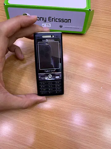 Vintage Sony Ericsson Cyber-shot Phone - Classic Mobile Experience!