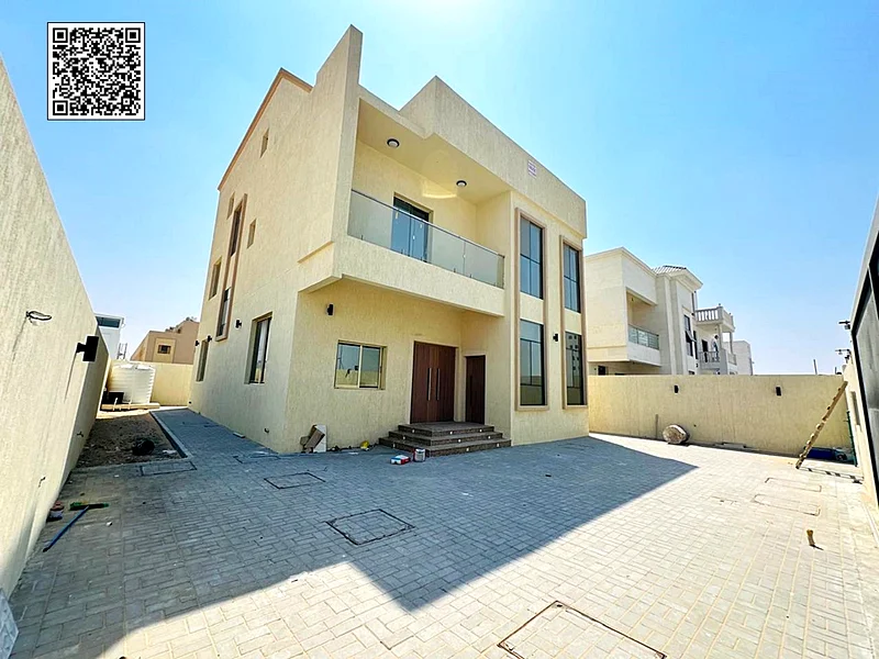 للبيع في أكثر مناطق عجمان رقيًا، علياء، فيلا بست غرف نوم وبمساحة كبيرة وفناء واسع، ملكية حرة لجميع الجنسيات.63877378256897110