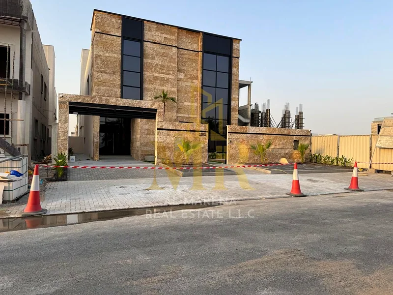 في منطقة آل عليا بتصميم فاخر يشمل رسوم التسجيل ورسوم الملكية، مع مساحة واسعة، ولا توجد رسوم خدمة سنوية.63877480465665111
