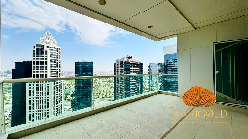 تراس كبير | مطبخ مغلق | إطلالات بانورامية بزاوية 360 درجة63749431197313113