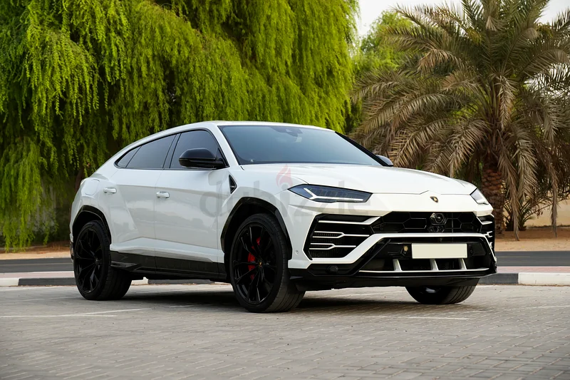 lamborghini urus gcc under warranty63490820424963110