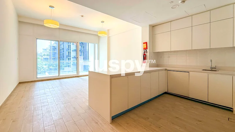 Vacant | Pool View | Fitted Kitchen64016044166403113