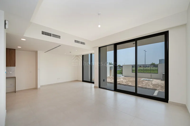 Multiple Cheques | Landscaped | Agents Avoid63737448266627112