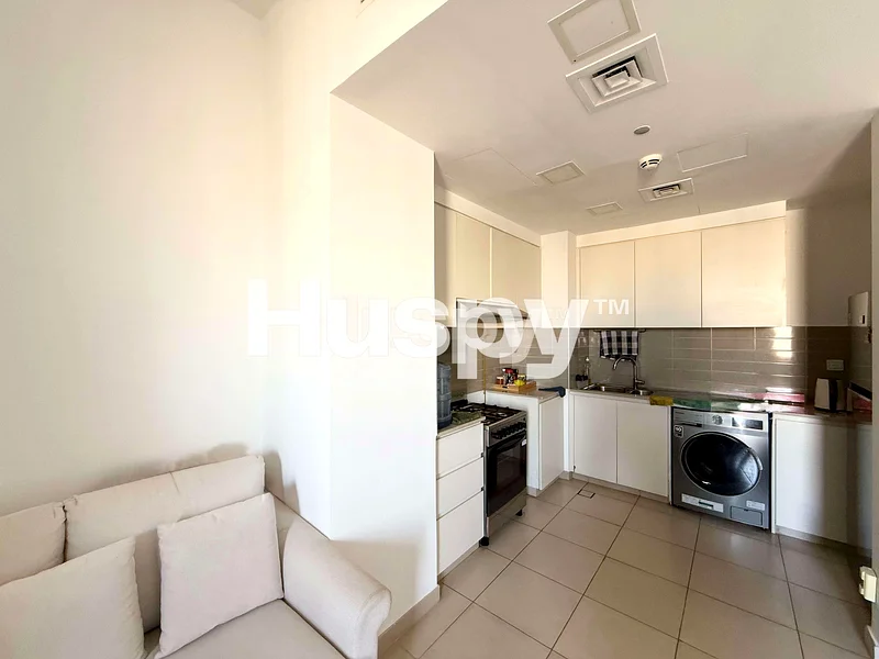 Duplex | Top Floor | View Today63951421605378112