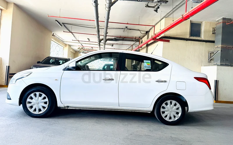 NISSAN SV 1.5CC GCC LOW KILOMETERS DRIVEN CAR FOR SALE63421144645890112