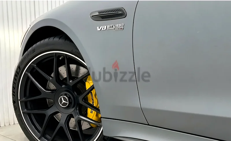 AMG GT63s | سجل صيانة كامل لدى جارغاش | إطارات وفرامل جديدة | قيادة منخفضة | مواصفات دول مجلس التعاون الخليجي63403205551105112