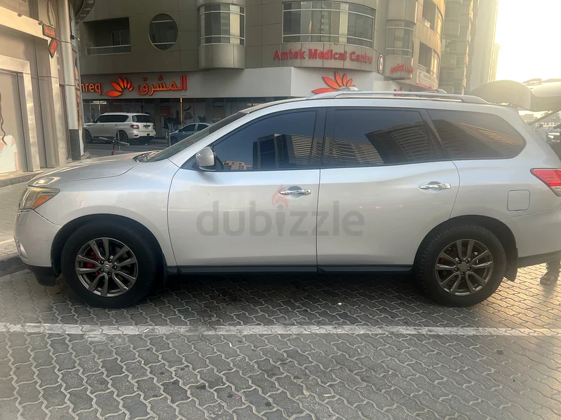Nissan Pathfinder SV – 2015 Model – Urgent Sale AED 1500063488046858881114
