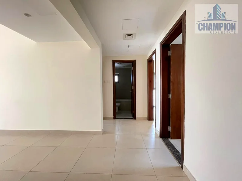شقة فاخرة مكونة من غرفتي نوم مع شرفة ووقوف سيارات مغطى63729951549699111