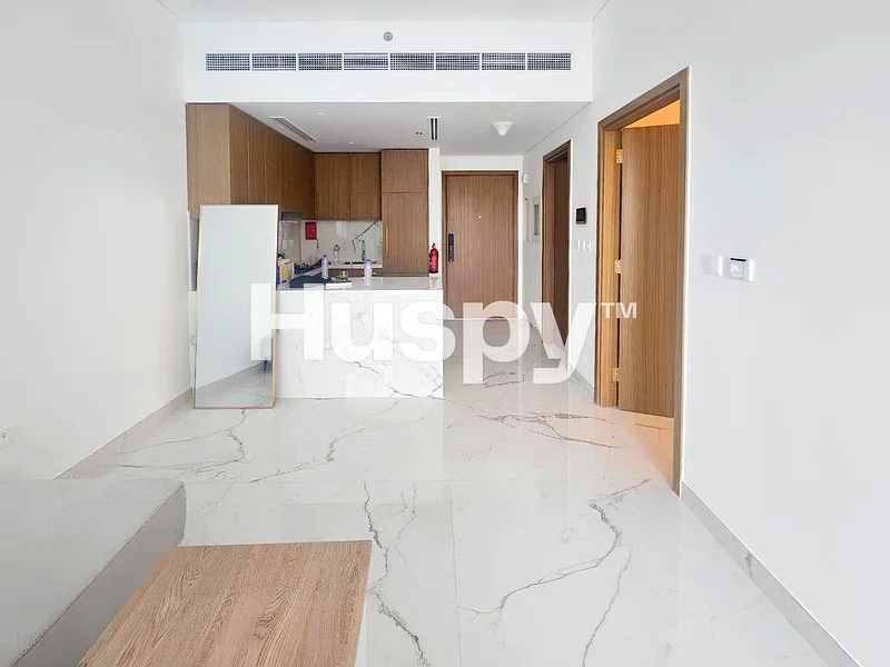 Vacant | High Floor | Pool View63976249643777110