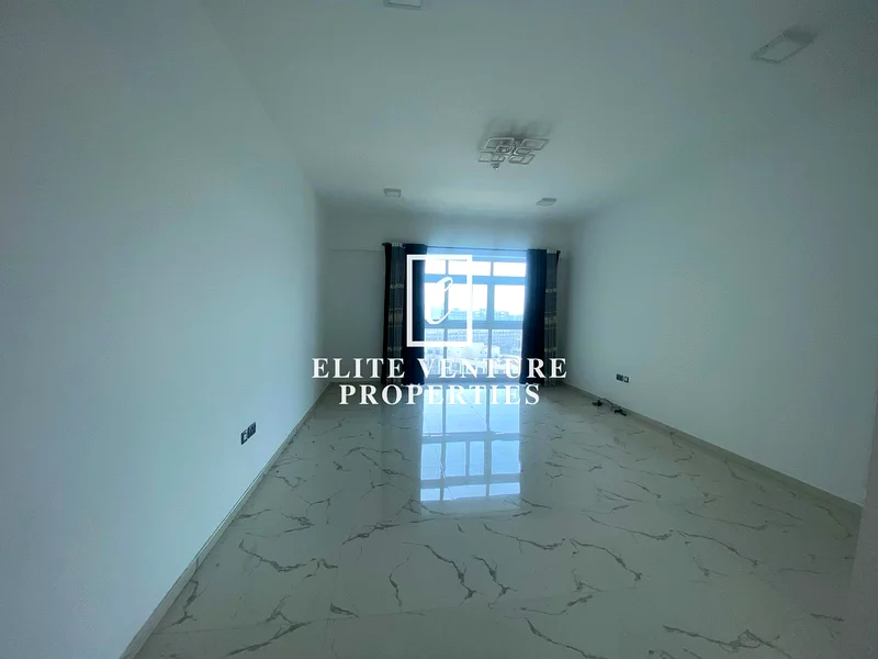 VACANT | PRIME LOCATION | NO COMMISSION63765872157570112
