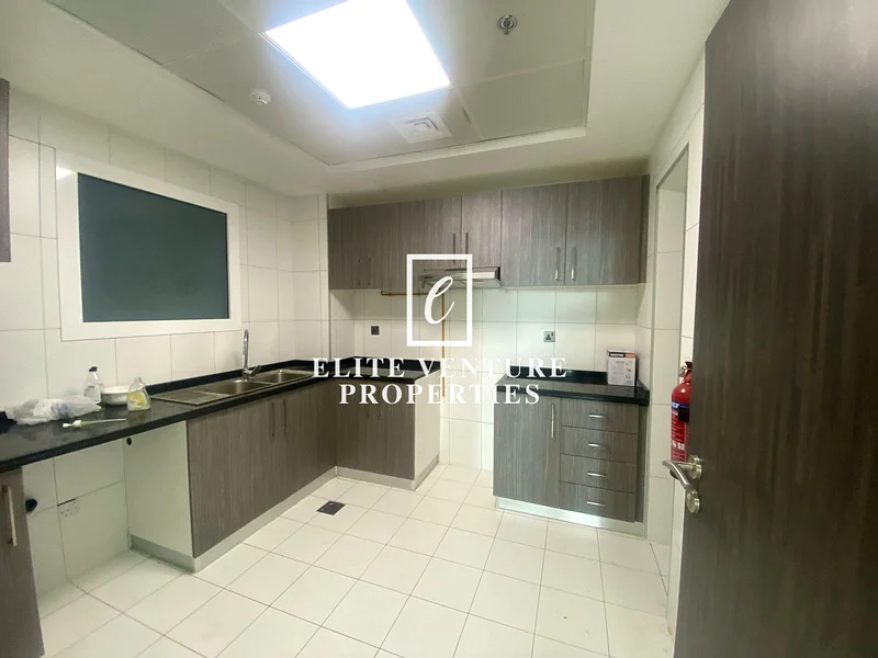VACANT | PRIME LOCATION | NO COMMISSION63765872157570111