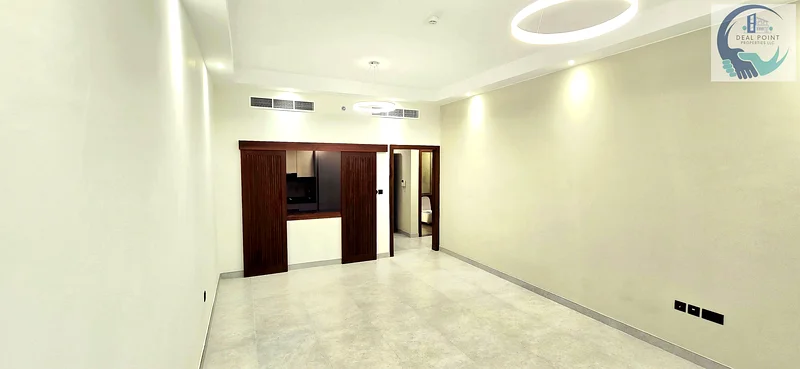 علامة تجارية فاخرة جديدة || بالقرب من محطة المترو || بدون رسوم مبرد || مطبخ مغلق63763194628995112