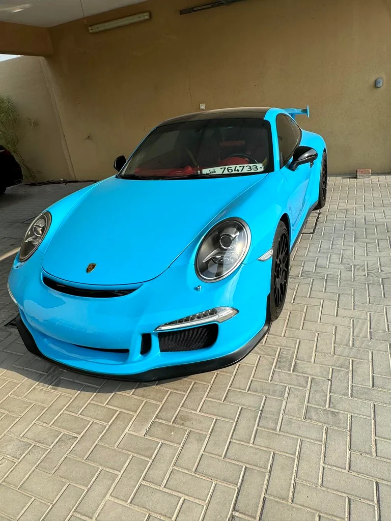 Porsche carrera 911 GCC63488972676737110