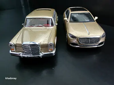 Luxury Mercedes set 1/64 diecast Gold Color
