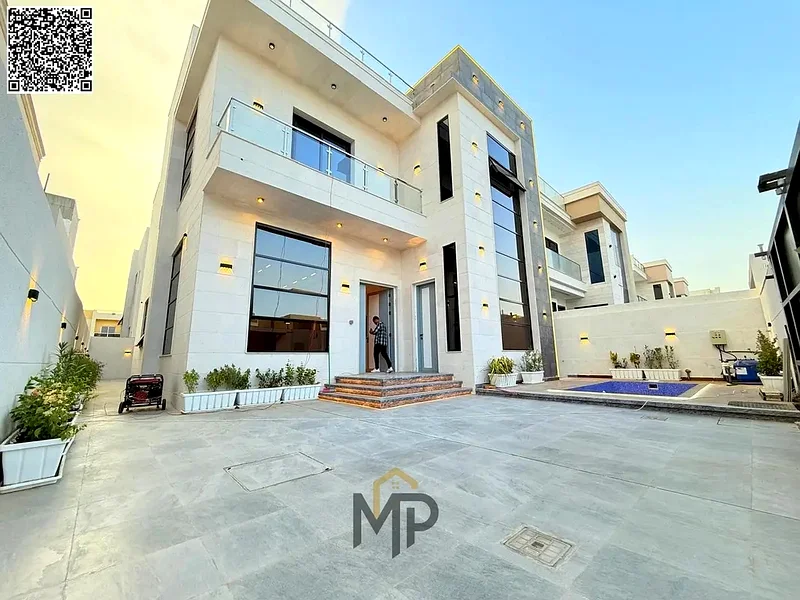 فرصة ذهبية لامتلاك الفيلا التي تحلم بها في الحيلو 2، مباشرة على الشارع الرئيسي، وبسعر جذاب وخاص، بما في ذلك تكييف الهواء63896286402563112