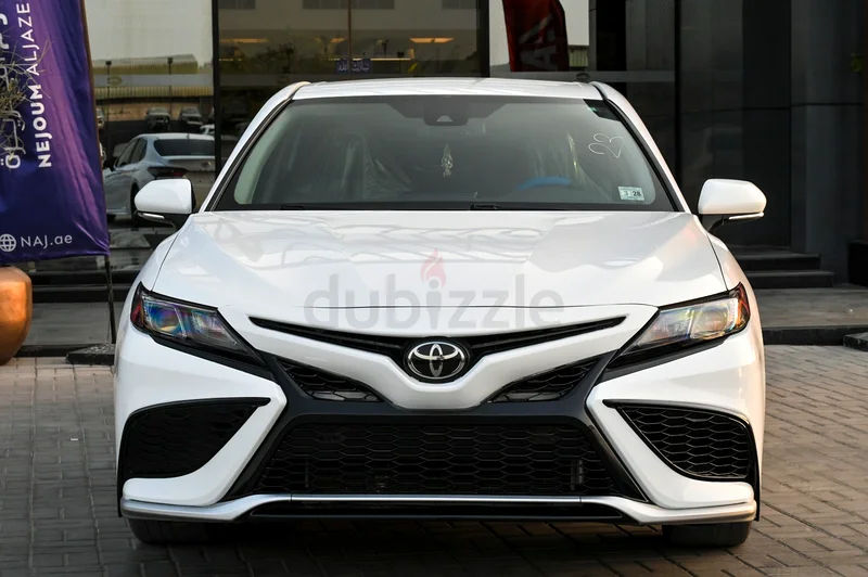 Toyota Camry SE 202363484601264258111