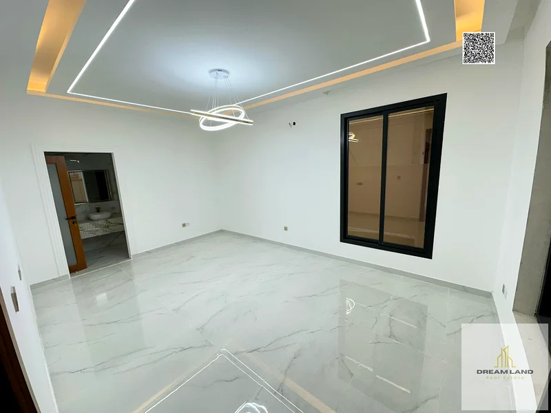 للبيع، فيلا تشمل رسوم التسجيل وحق الملكية، تقع مباشرة مقابل المسجد، طابقين، واجهة حجرية، مع إمكانية التمويل المصرفي بسهولة63895009055745113