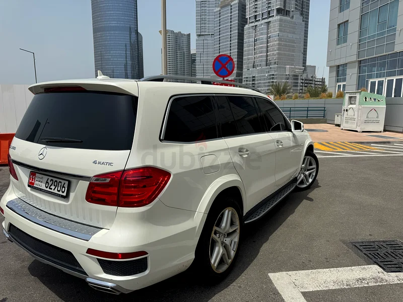 Your Mercedes-Benz GL500 – in excellent condition.
This is the Luxury Line variant, AMG kit63488176568962112