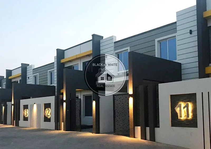 فيلا مساحتها واسعة 3BHK | غير مؤثثة | خزام63814555850755110