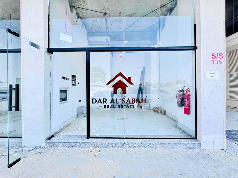 Prime location/1 month free/No deposit cash/6 cheque/cheap price shop with bathroom/On the Road63622988092417111
