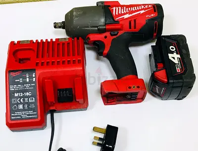 MILWAUKEE M18 CORDLESS IMPACT WRENCH BRUSHLESS 1/2