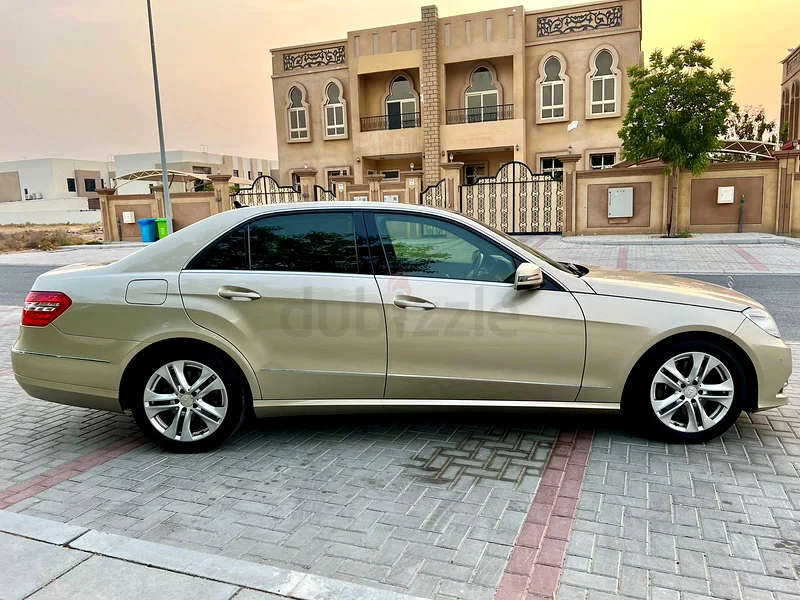 Mercedes Benz E300 2011 Model like brand new63488410767617114