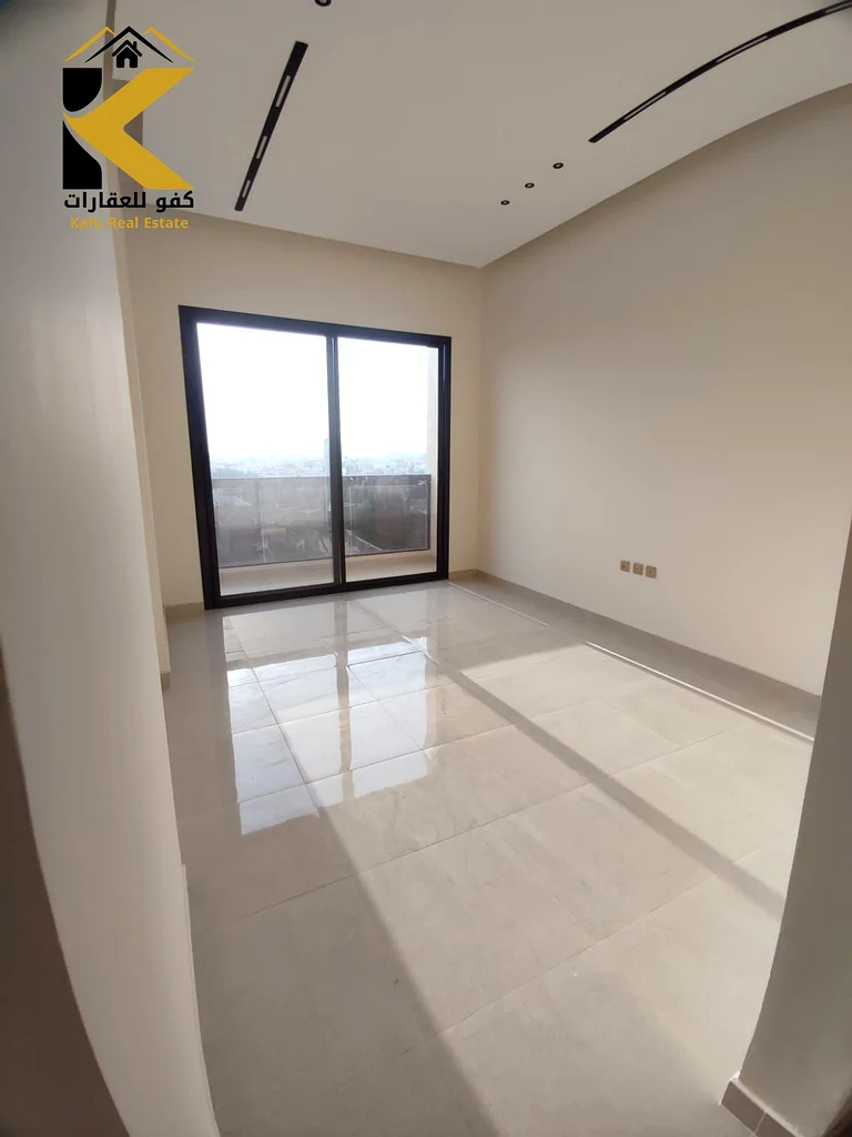 شقة جديدة بالكامل من نوع 2 بيدروم لأول مستأجر مع 3 حمامات وتكييف مركزي63711781215362111