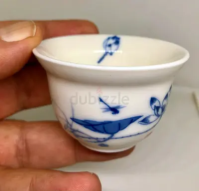 Elegant Vintage Chinese Porcelain Teacup
