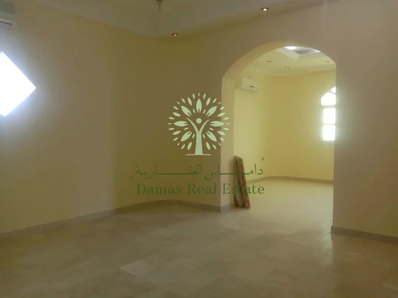 فيلا للإيجار في الفلاح - 7 غرف نوم + مجلس + غرفة خادمة - 175,000 درهم/سنوياً63624966391555114