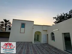 large and clean five-bedroom master house with air conditioners