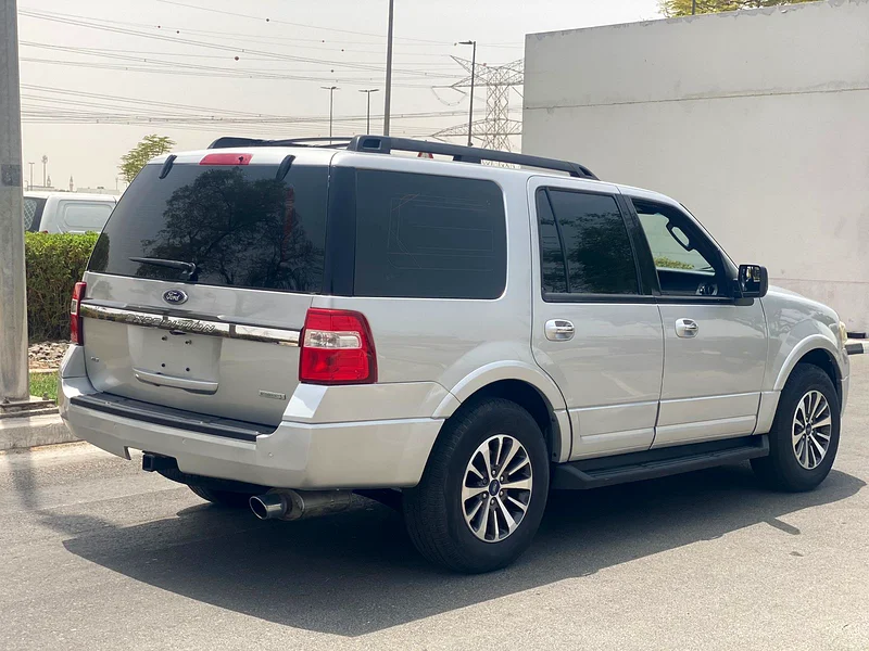 2016 Ford Expedition XLT // GCC63483026143745111