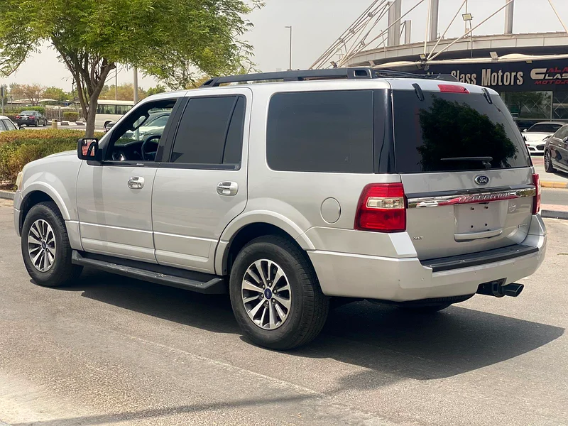 2016 Ford Expedition XLT // GCC63483026143745114