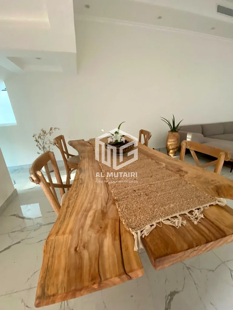 For sale, a luxurious villa in the Al Alia area, Ajman. A unique opportunity to own a villa with a modern, elegant design and luxurious finishes. Firs63877480539650113