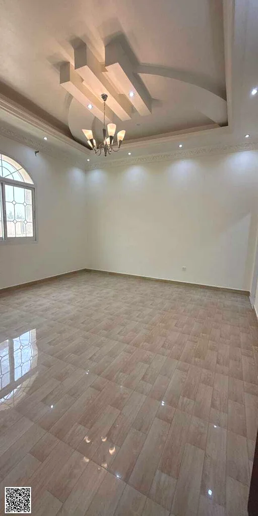 5 غرف // فيلا للإيجار63711781180546112