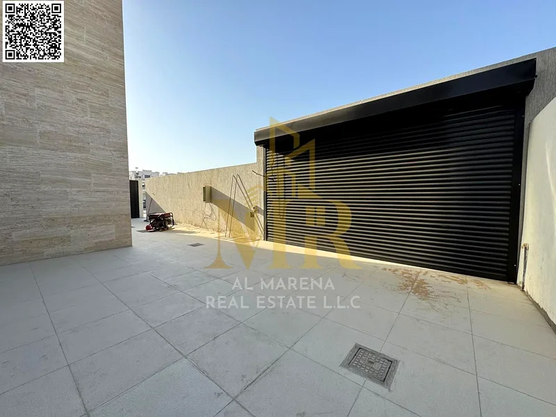 🏡 For Sale – Luxury Villa in Al Aliyah – Ajman | Plot Area: 4,350 sq. ft | 2 Floors + Roof | 5 Master Bedrooms | Majlis + Hall | Modern Kitchen | Mai63877480531715113