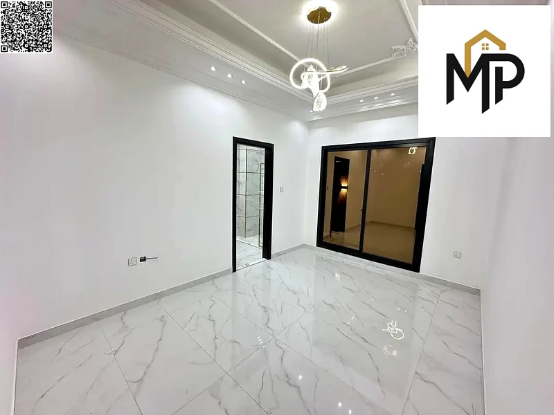 Seize the opportunity. The price includes registration and ownership fees and is negotiable.63896068375554114