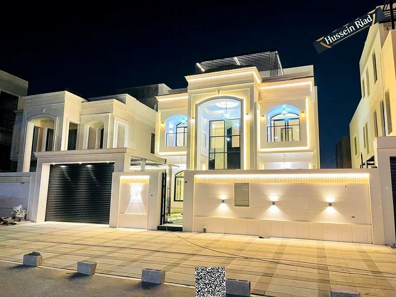The most luxurious villas for sale with a classic design, a large garden, a roof, 5 master rooms, no service fees, and free ownership for all national63880389120515110