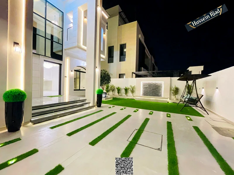 The most luxurious villas for sale with a classic design, a large garden, a roof, 5 master rooms, no service fees, and free ownership for all national63880389120515113