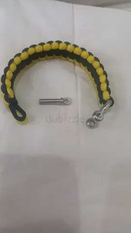 High-Quality Paracord Bracelet with Metal Accessories